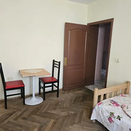 Endris Τίρανα